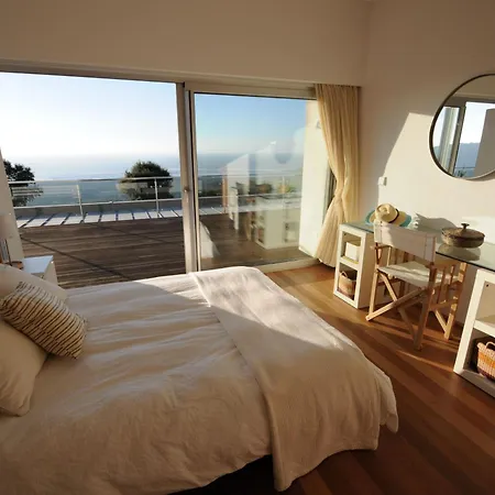 Moderne Mit Ueberdachtem Pool كامينيا