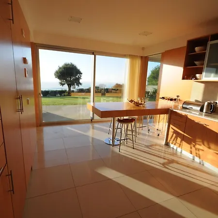 Moderne Mit Ueberdachtem Pool * كامينيا